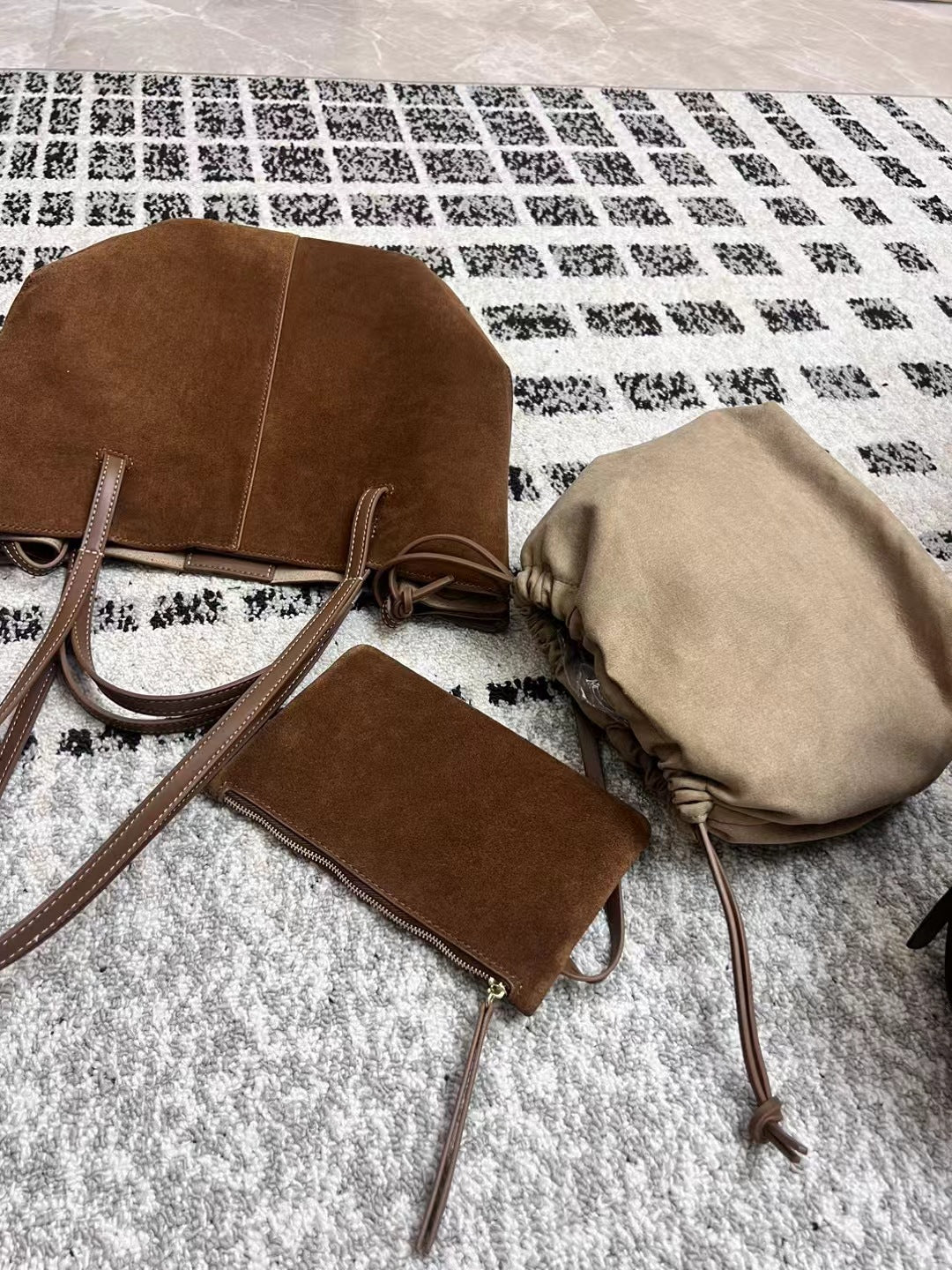 Vittoria Bag – Timeless Elegance and Luxury