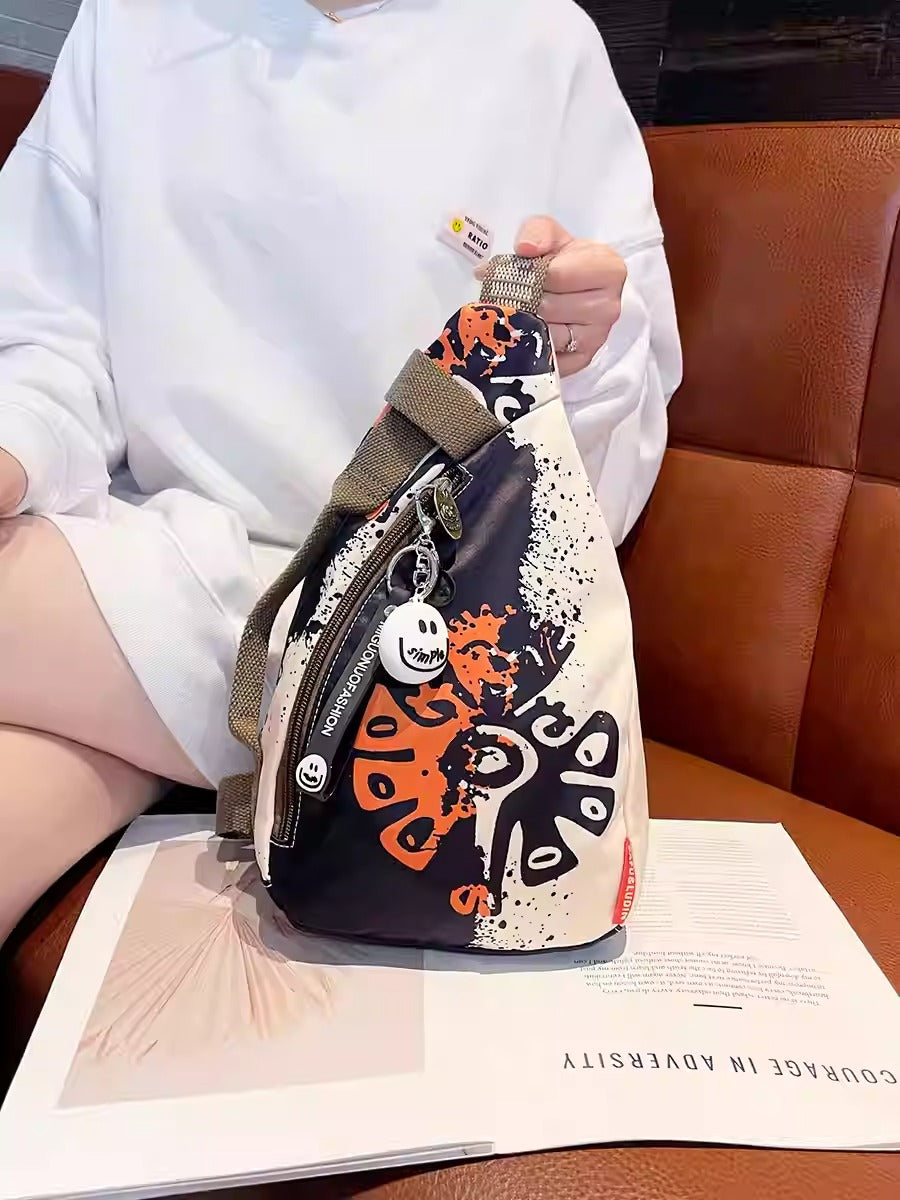 Street Zip Crossbody — Compact Size, Bold Style 🎒✨