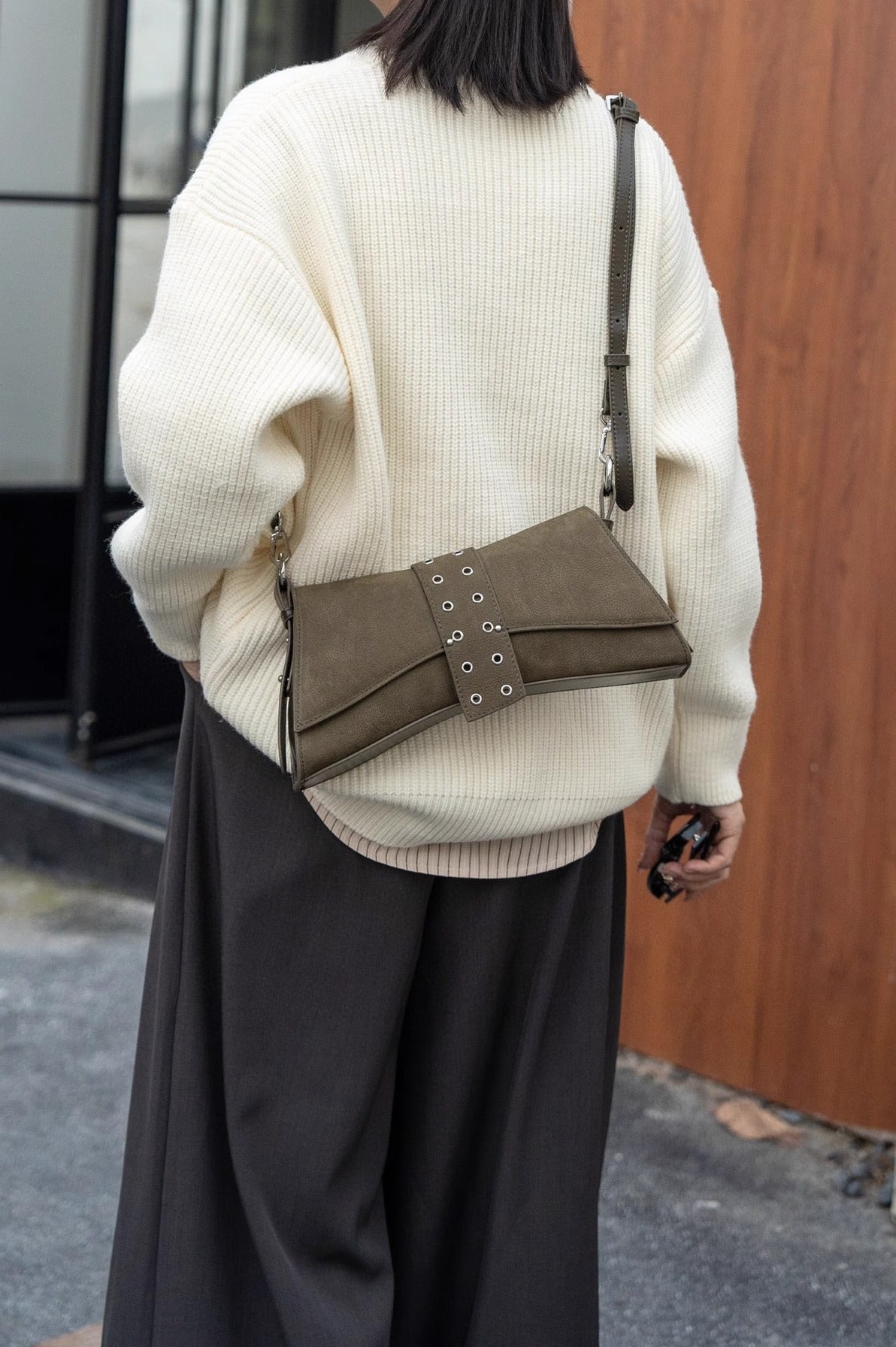 REBELLE Bag – Bold Elegance in Every Detail