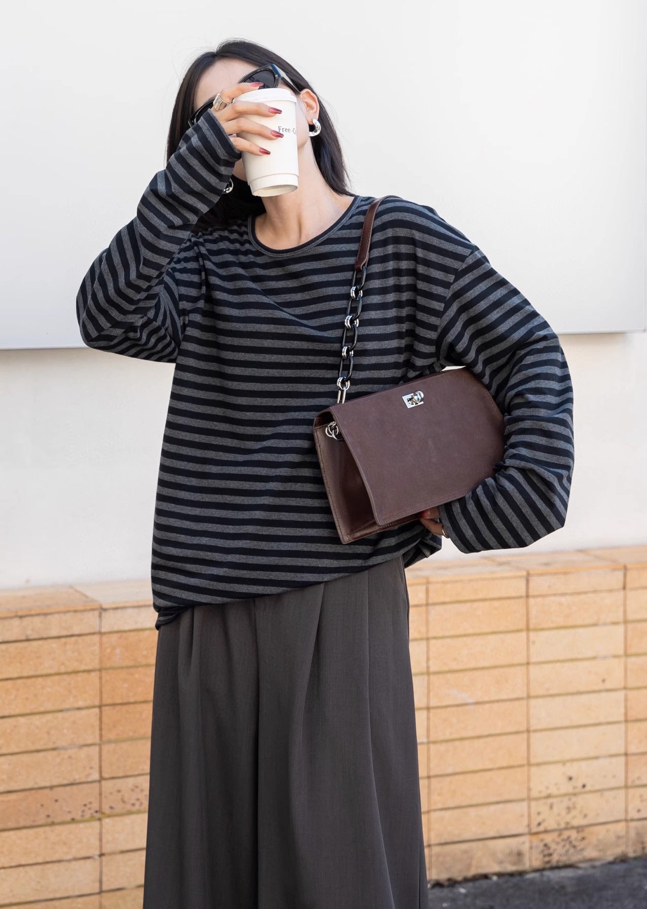 Celeste Chain Bag – A Statement of Luxury and Functionality