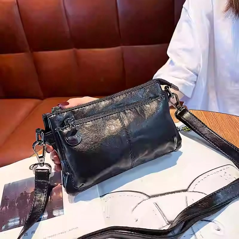 Unisex Crossbody Bag in Genuine Leather – Compact Black Shoulder Bag for Men and Women with Adjustable Strap