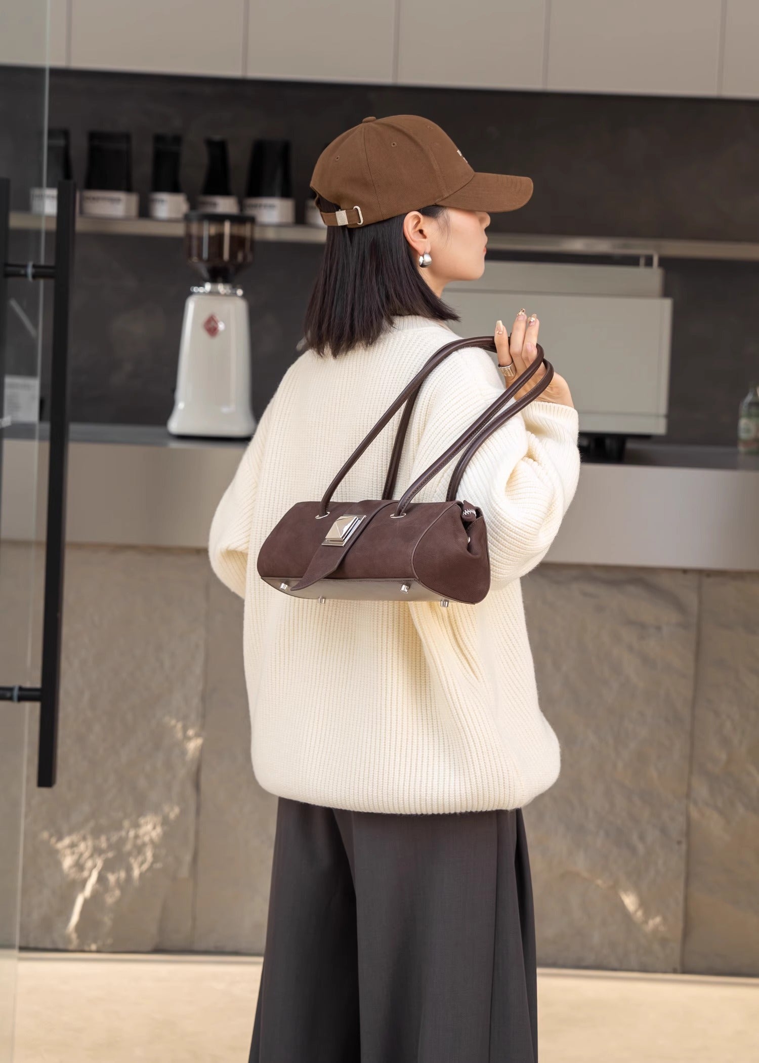 Timeless Luxury: Genuine Leather Handbag