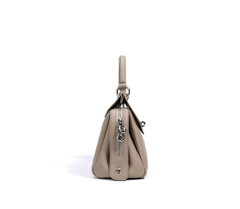 Elegance in Every Detail: Premium Genuine Leather Handbag. Women’s shoulder bag