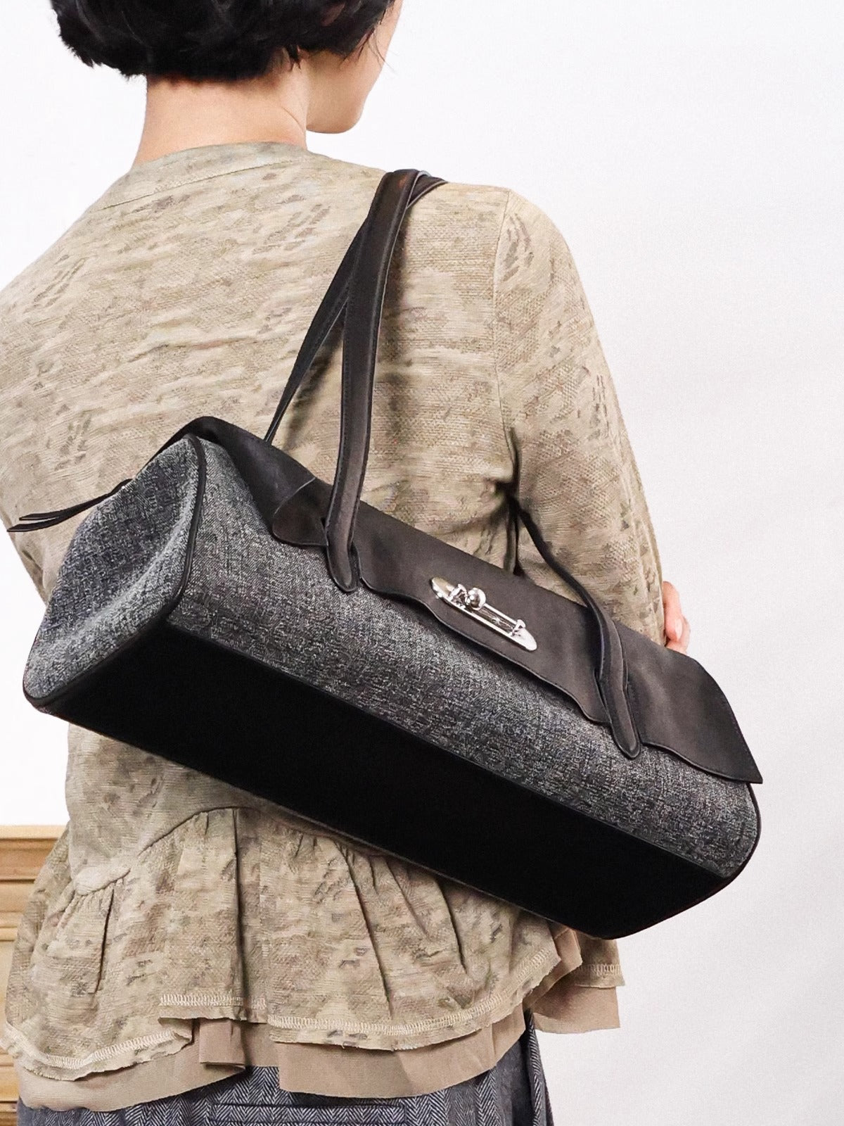 Structured Shoulder Bag – Genuine Leather & Fabric Tote for Everyday Style