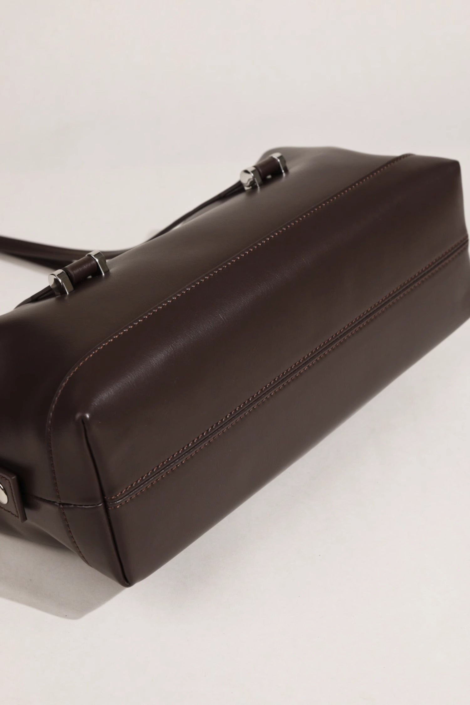 Leather Elegance Crossbody Bag – Genuine Leather Shoulder Bag for Everyday & Evening Style