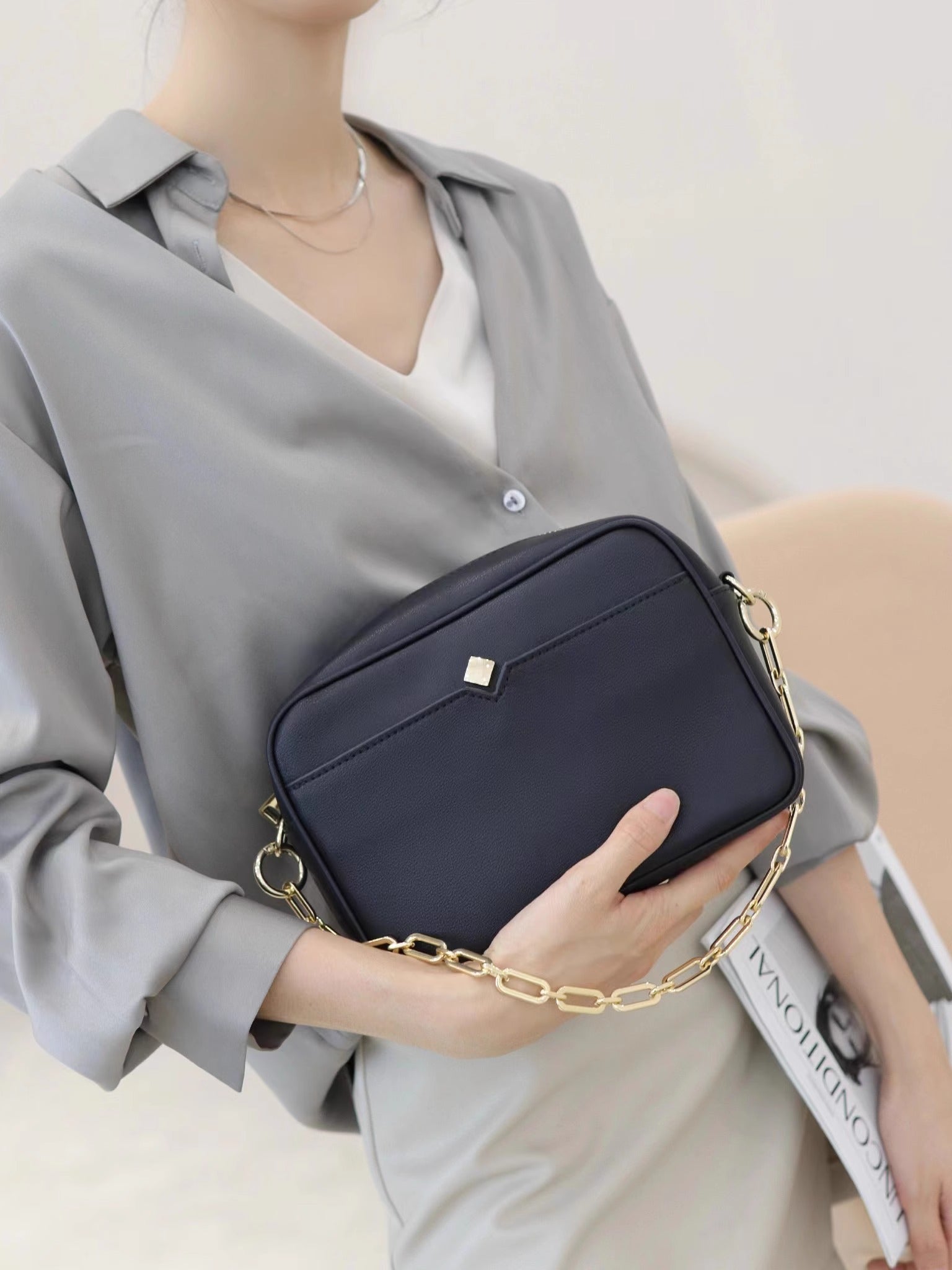 Premium Genuine Leather Shoulder Bag – Classic Everyday Elegance