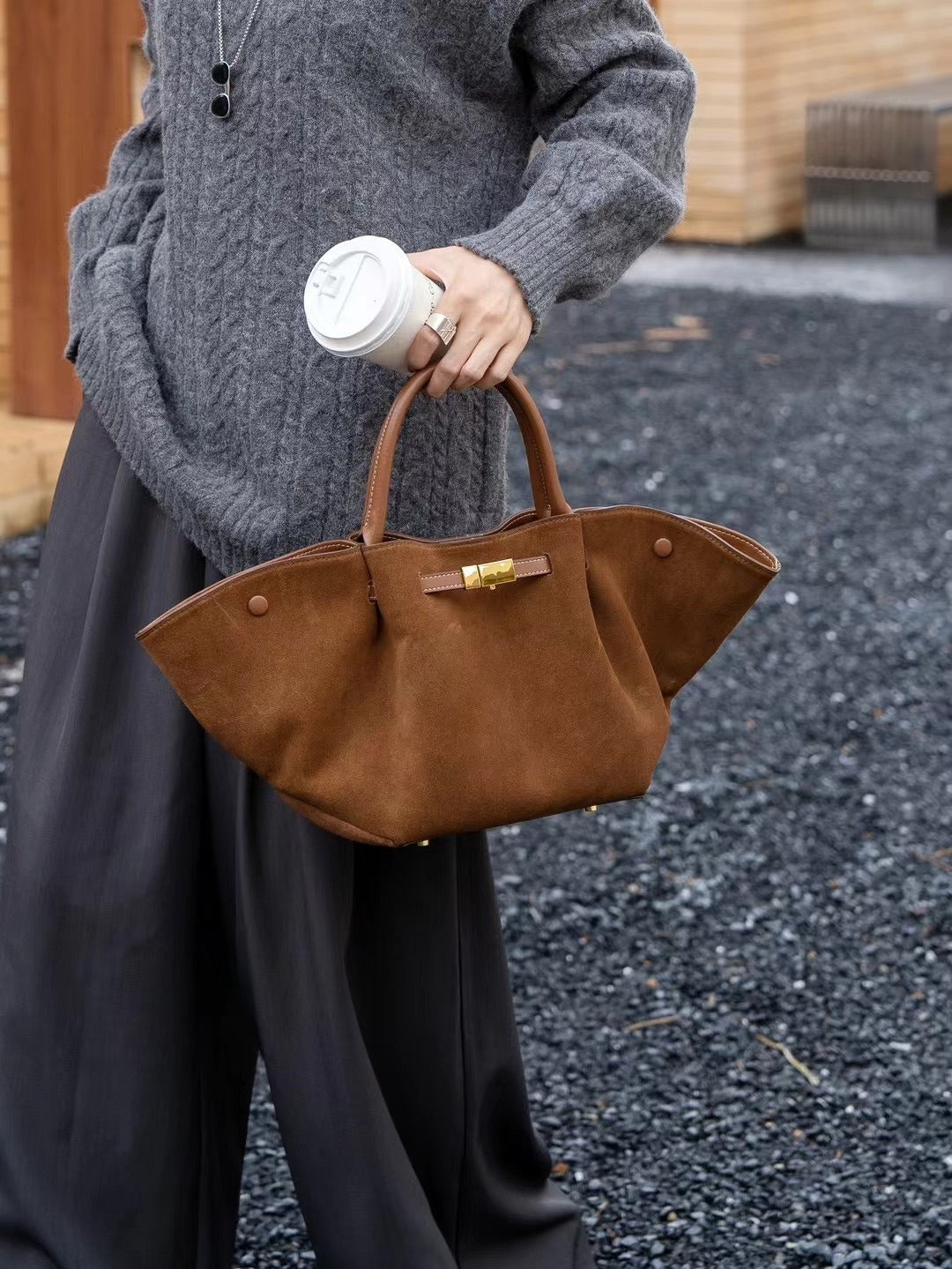 Saya Bag - An Italian bag made of genuine suede