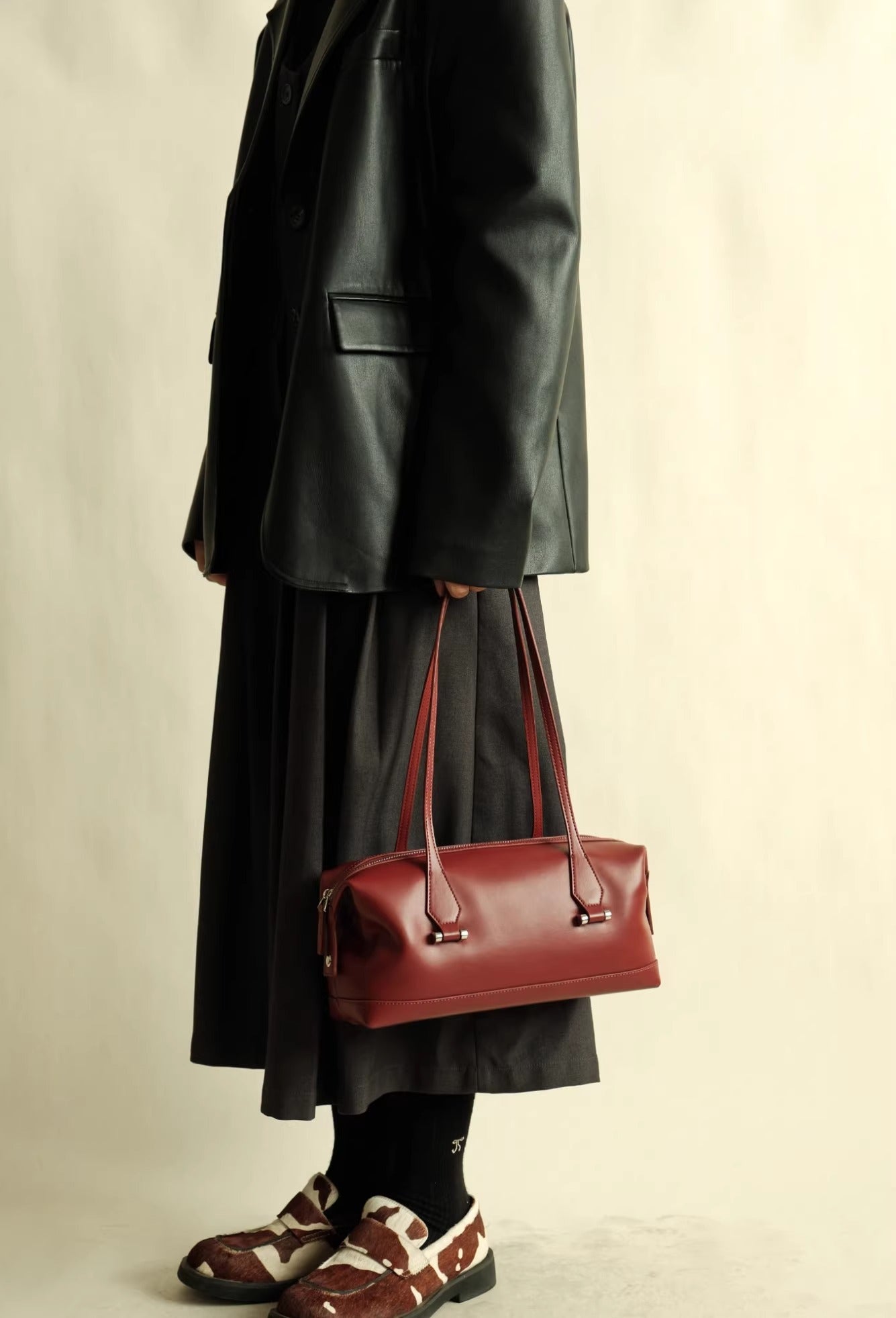 Leather Elegance Crossbody Bag – Genuine Leather Shoulder Bag for Everyday & Evening Style
