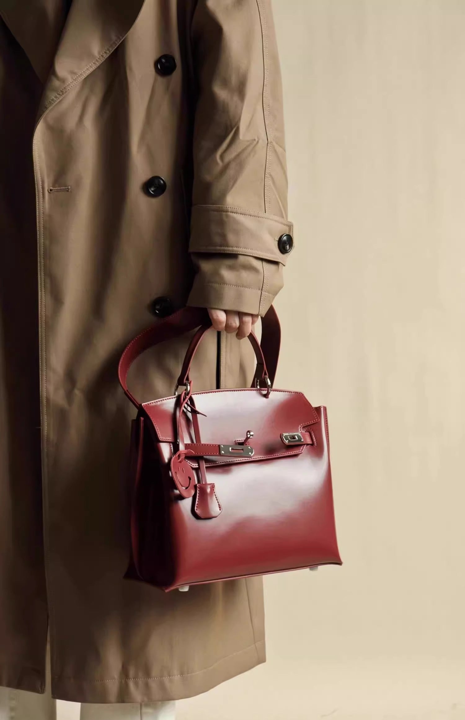 👜 Timeless Grace – Genuine Leather Structured Shoulder Bag | 14" Elegant Tote with Adjustable Strap