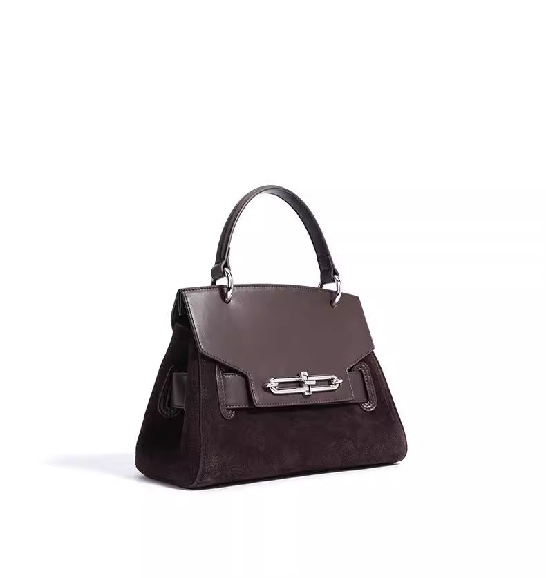 Elegance Chain Strap Shoulder Bag – Genuine Leather Crossbody for Everyday and Evening Style