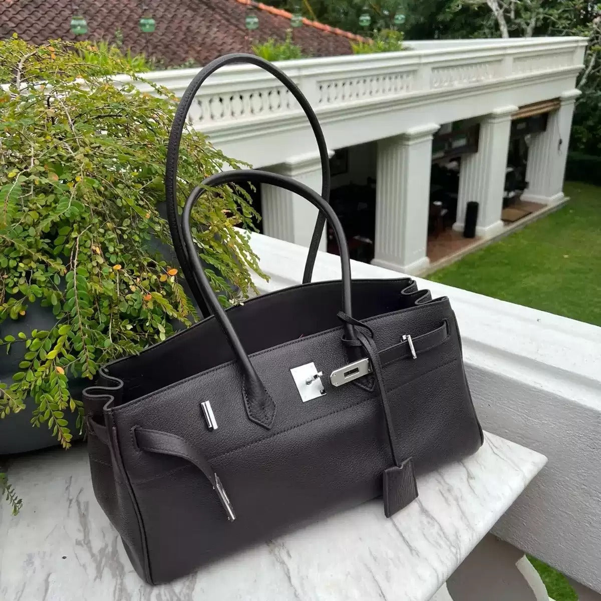 Pre-order. Valentina Grande — Genuine Leather Shoulder Bag