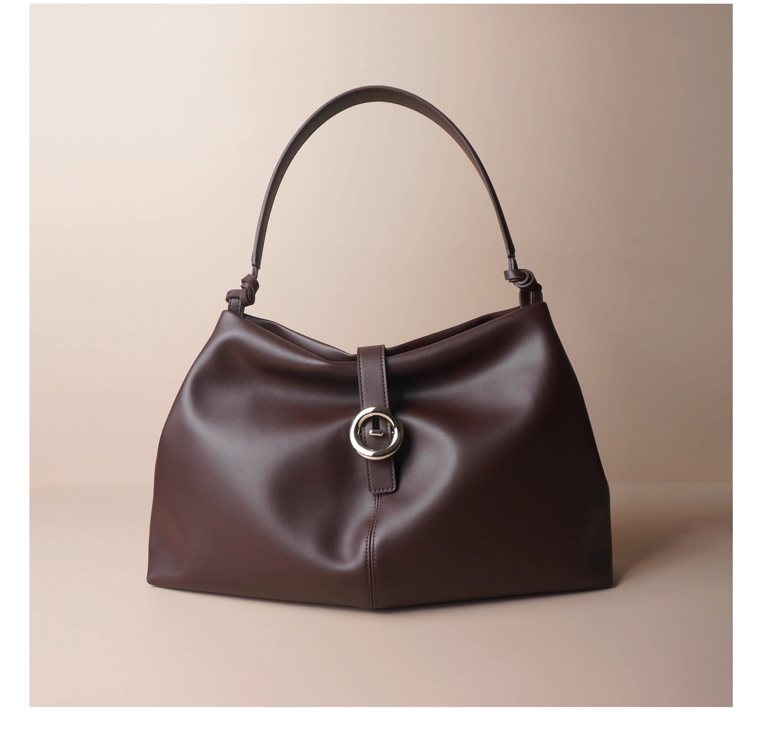 BELLA – A Sophisticated Handbag in 100% Genuine Soft Leather