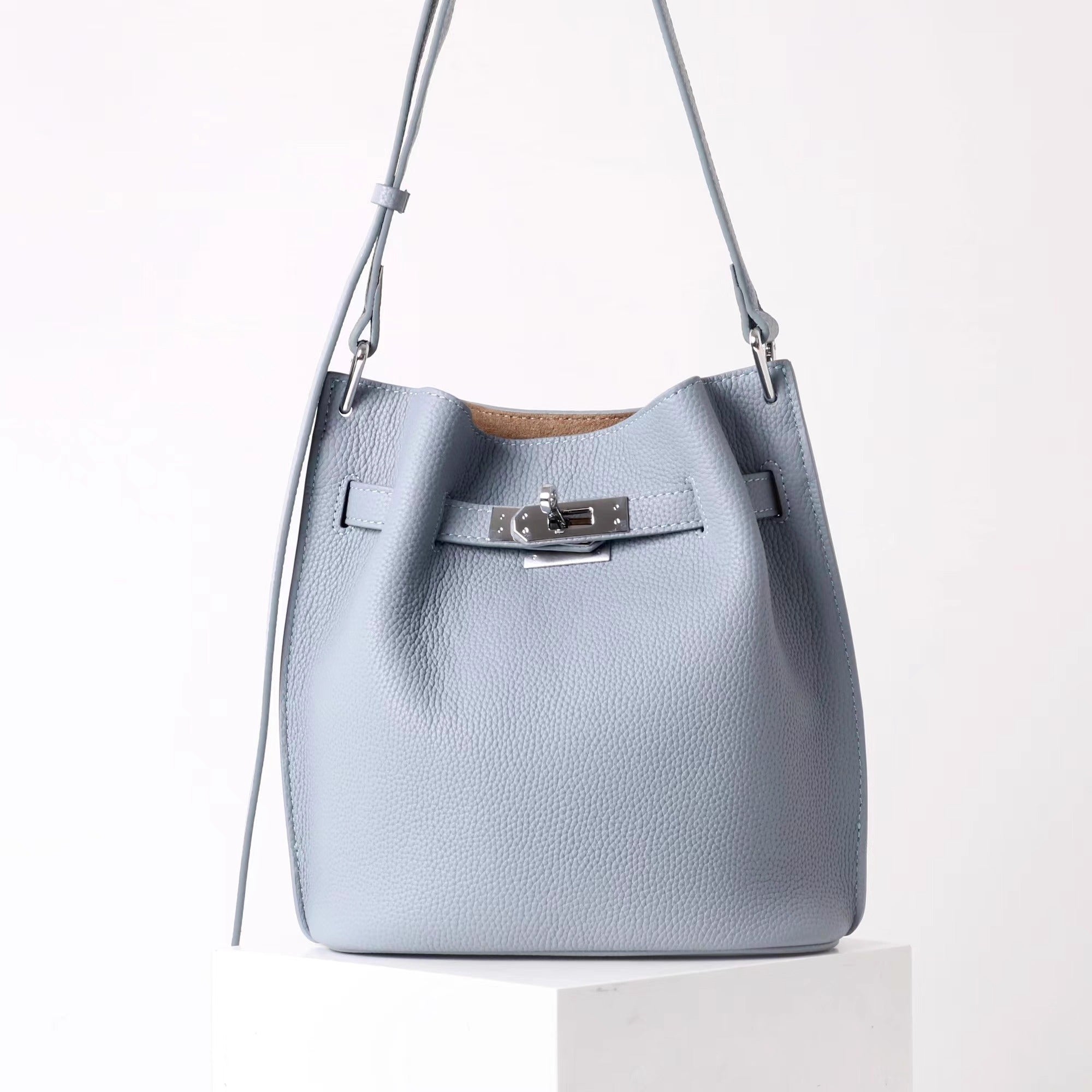 ✨ Tuyana — genuine leather crossbody bag ✨