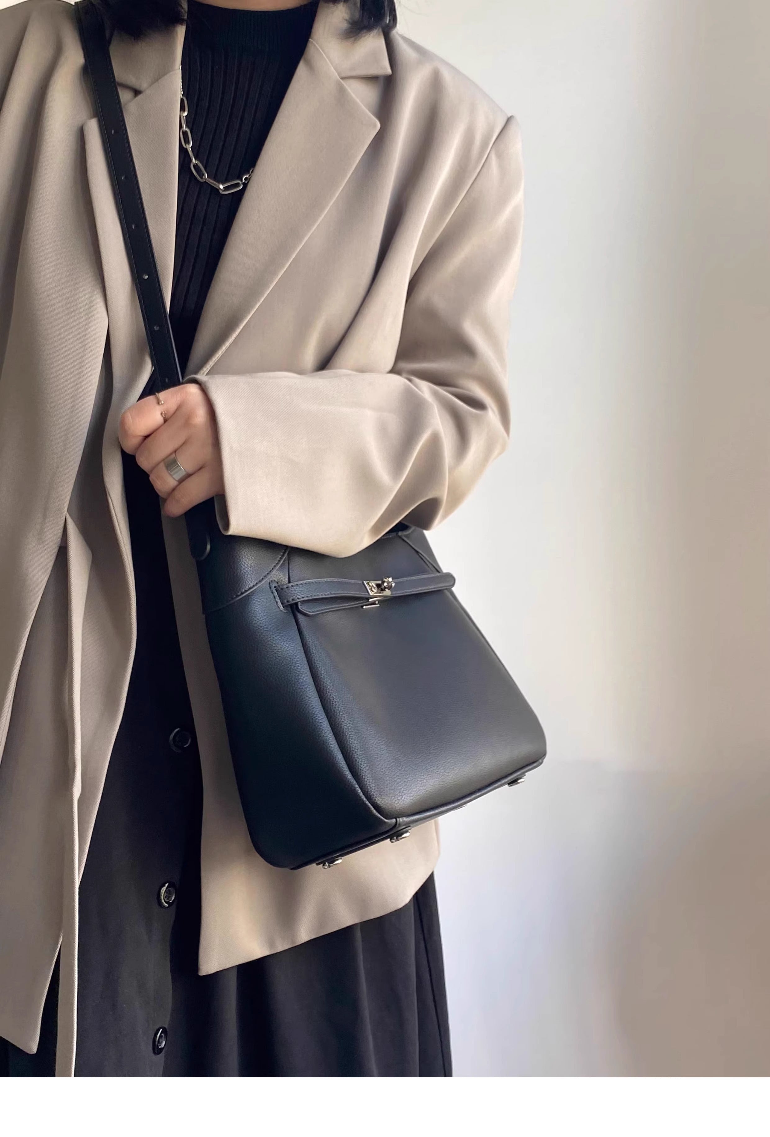 Elegant Genuine Leather Bag – Everyday Chic