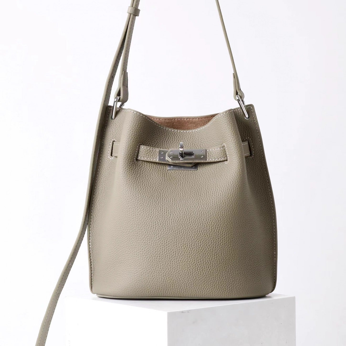 ✨ Tuyana — genuine leather crossbody bag ✨