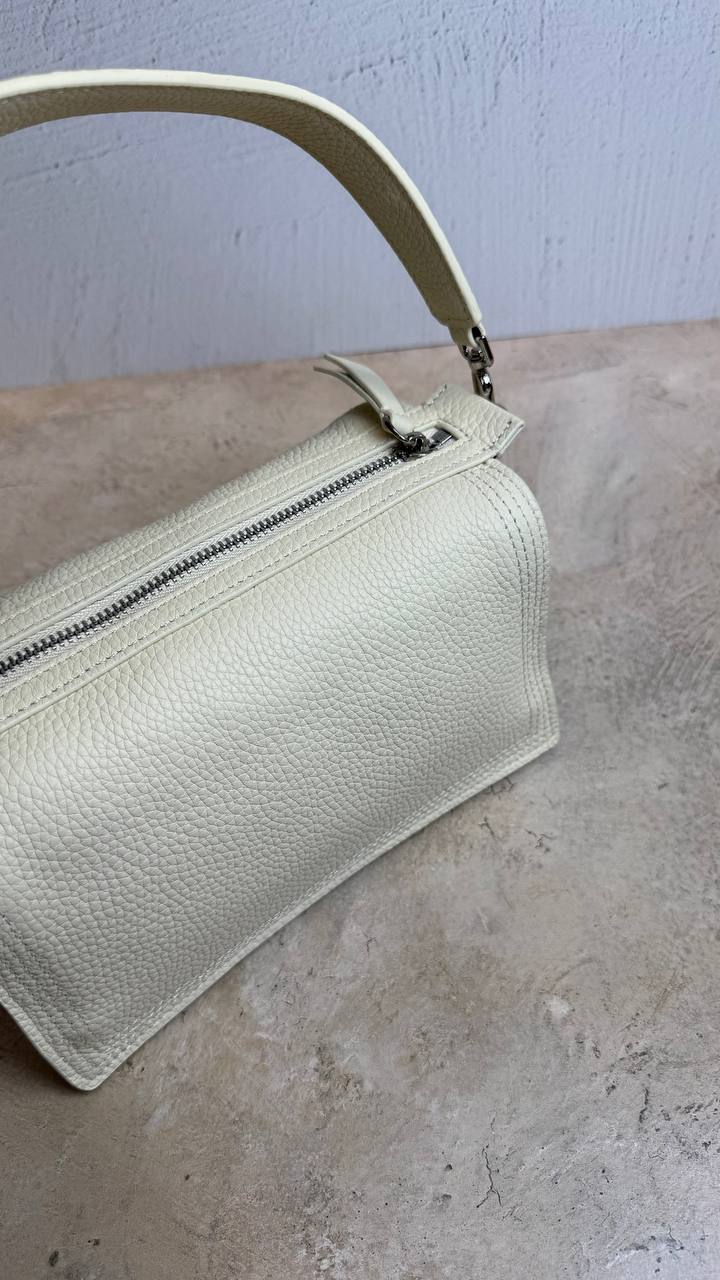 Sofia Curve – Soft Leather Shoulder Bag