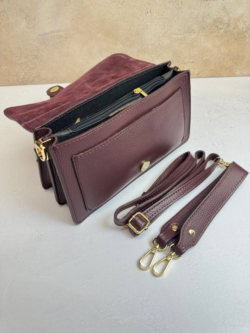 Elegance Collection – Women's Genuine Leather Clutch Bag with Buckle