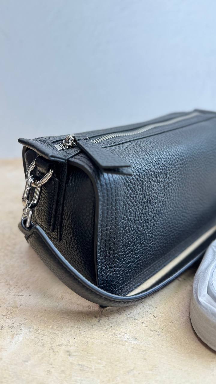 Sofia Curve – Soft Leather Shoulder Bag