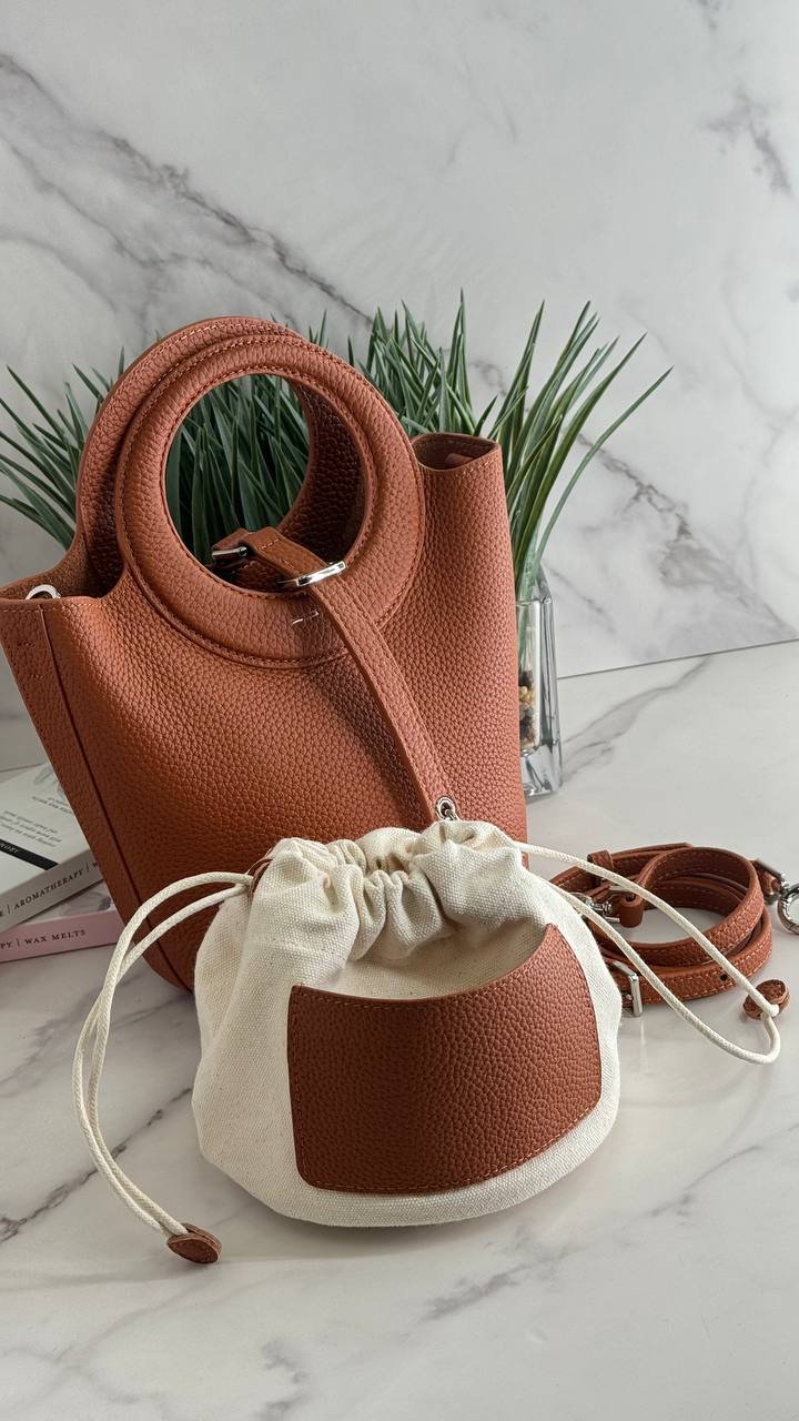 Elegant Duo – Genuine Grained Leather Bag with Cosmetic Pouch and Long Strap