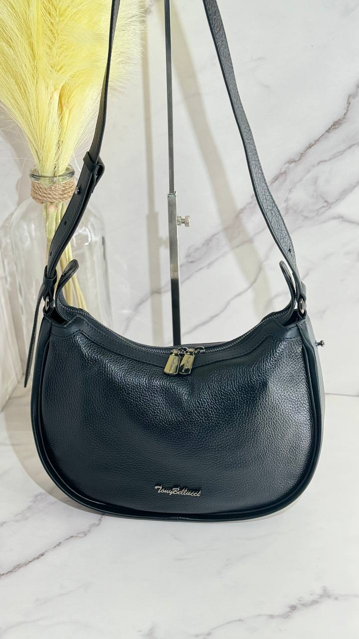 Genuine Leather Bag by Tony Bellucci – A Choice of Style and Confidence