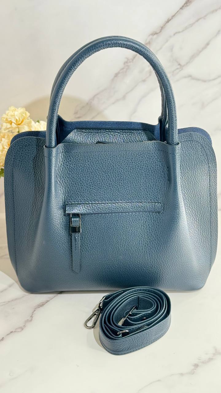 Midnight Elegance: The Essence of Timeless Style