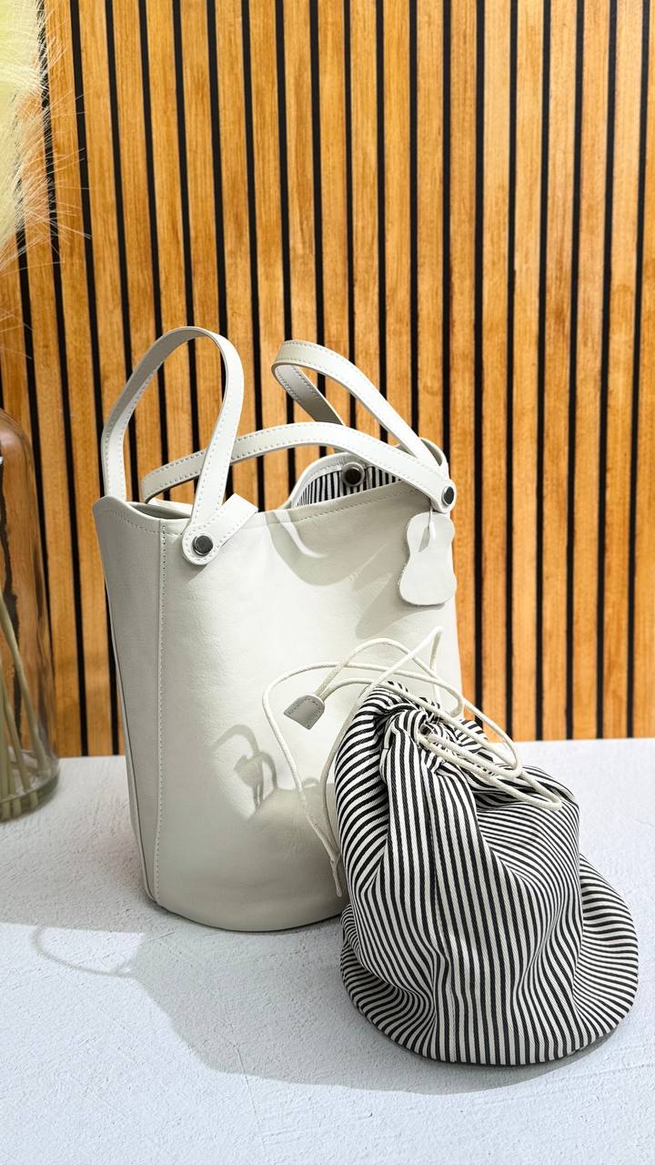 UrbanShell Set — Everyday Leather Elegance bag