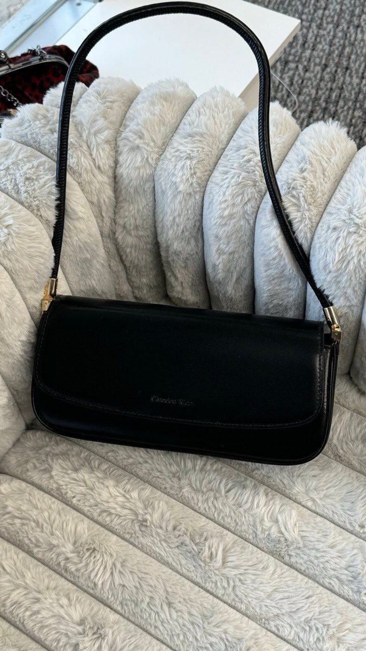 Elegant Bag Made of High-Quality Genuine Leather
