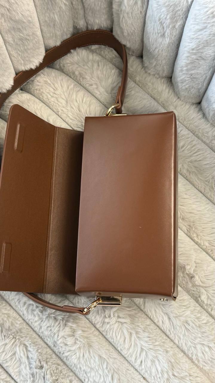 “Dual Charm” – Genuine Leather Bag with Two Straps