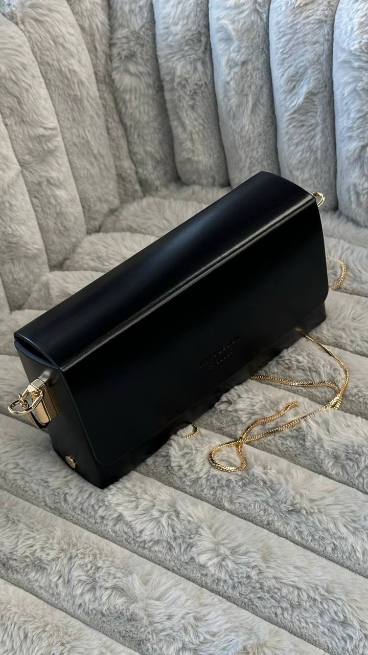 “Dual Charm” – Genuine Leather Bag with Two Straps