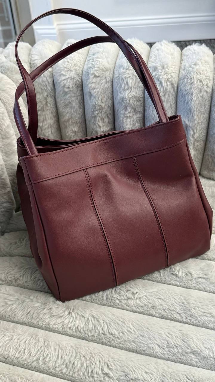Versatile Elegance– High-Quality Genuine Leather Transformer Bag