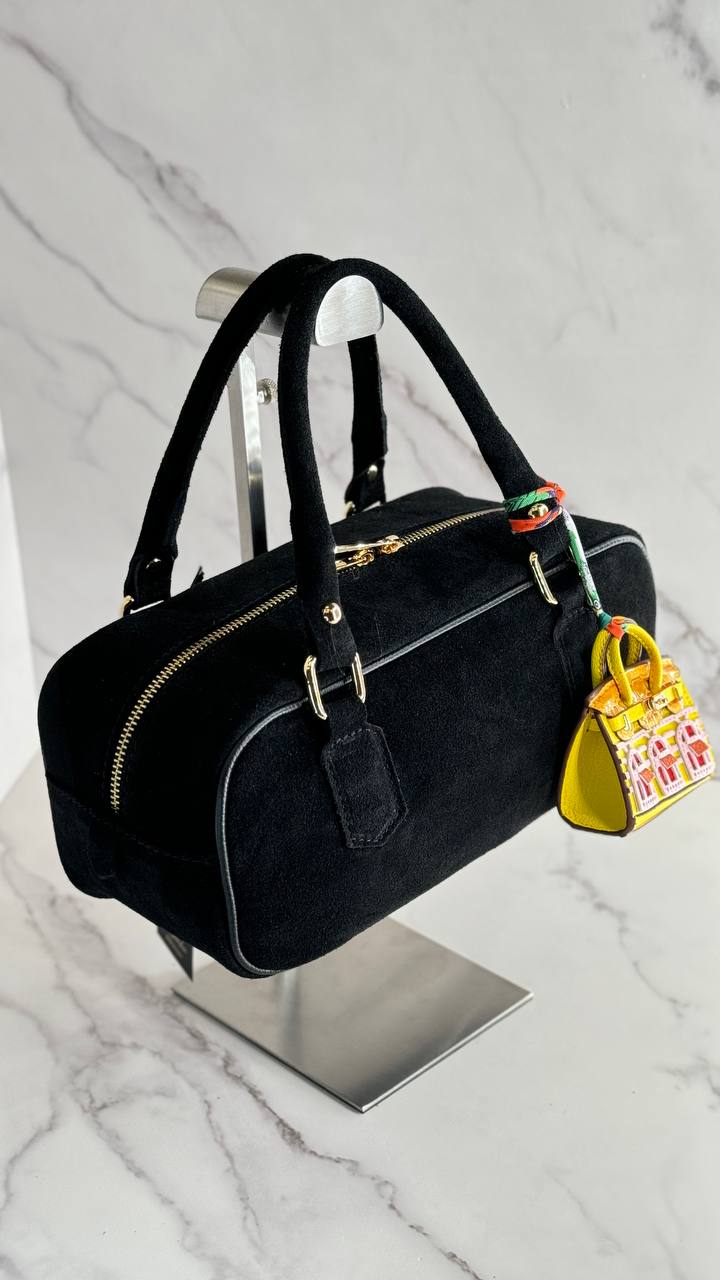 Suede Luxe. Shoulder bag.Made in Italy