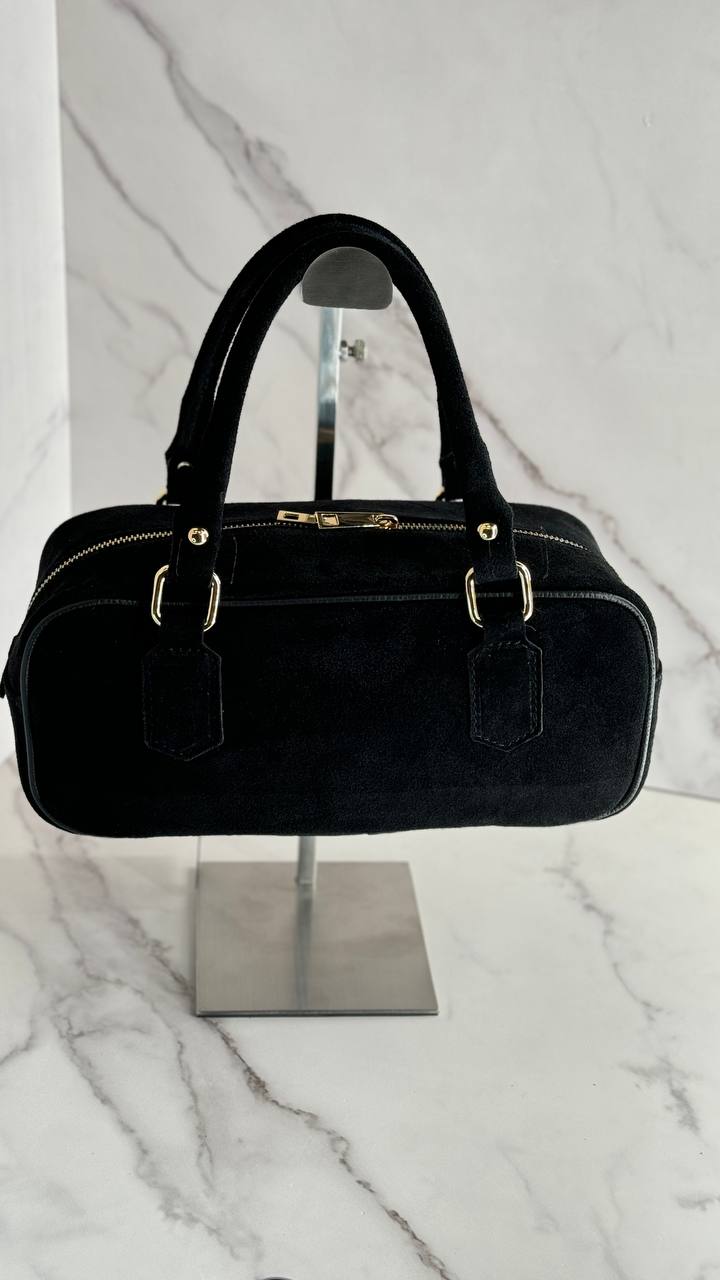 Suede Luxe. Shoulder bag.Made in Italy