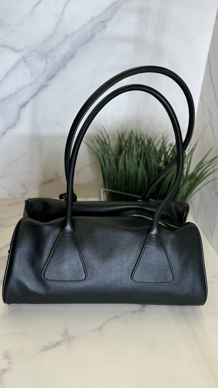 Bag “Luxe Silhouette” — Soft Cowhide Leather Shoulder Bag