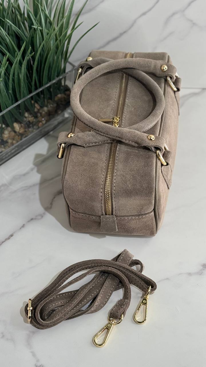 Suede Luxe. Shoulder bag.Made in Italy