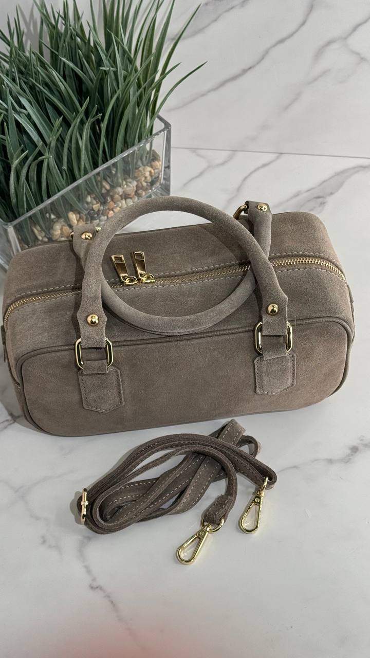 Suede Luxe. Shoulder bag.Made in Italy