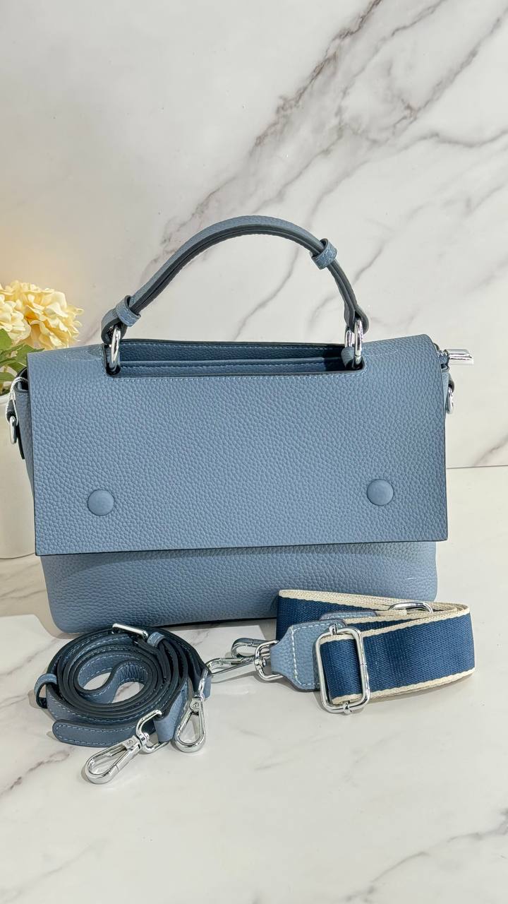 Eleganza — minimalist leather handbag