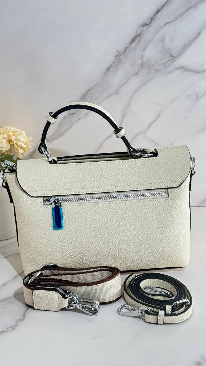 Eleganza — minimalist leather handbag