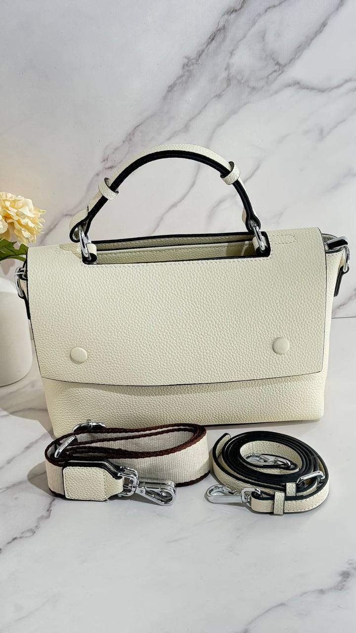 Eleganza — minimalist leather handbag