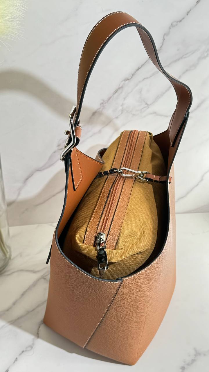 Verona Luxe Leather Tote