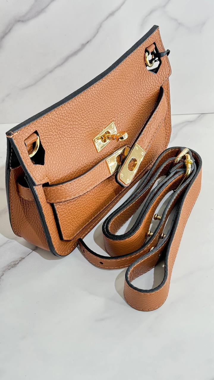 “Milano Eleganza” Handbag – A Masterpiece of Italian Craftsmanship