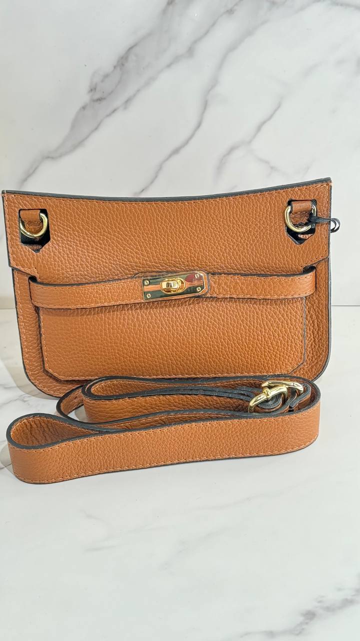 “Milano Eleganza” Handbag – A Masterpiece of Italian Craftsmanship
