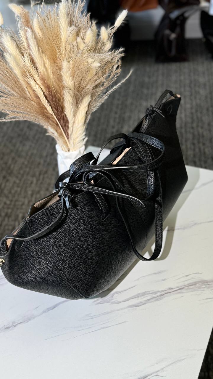 Magnifica Bag – Style, Status, Perfection