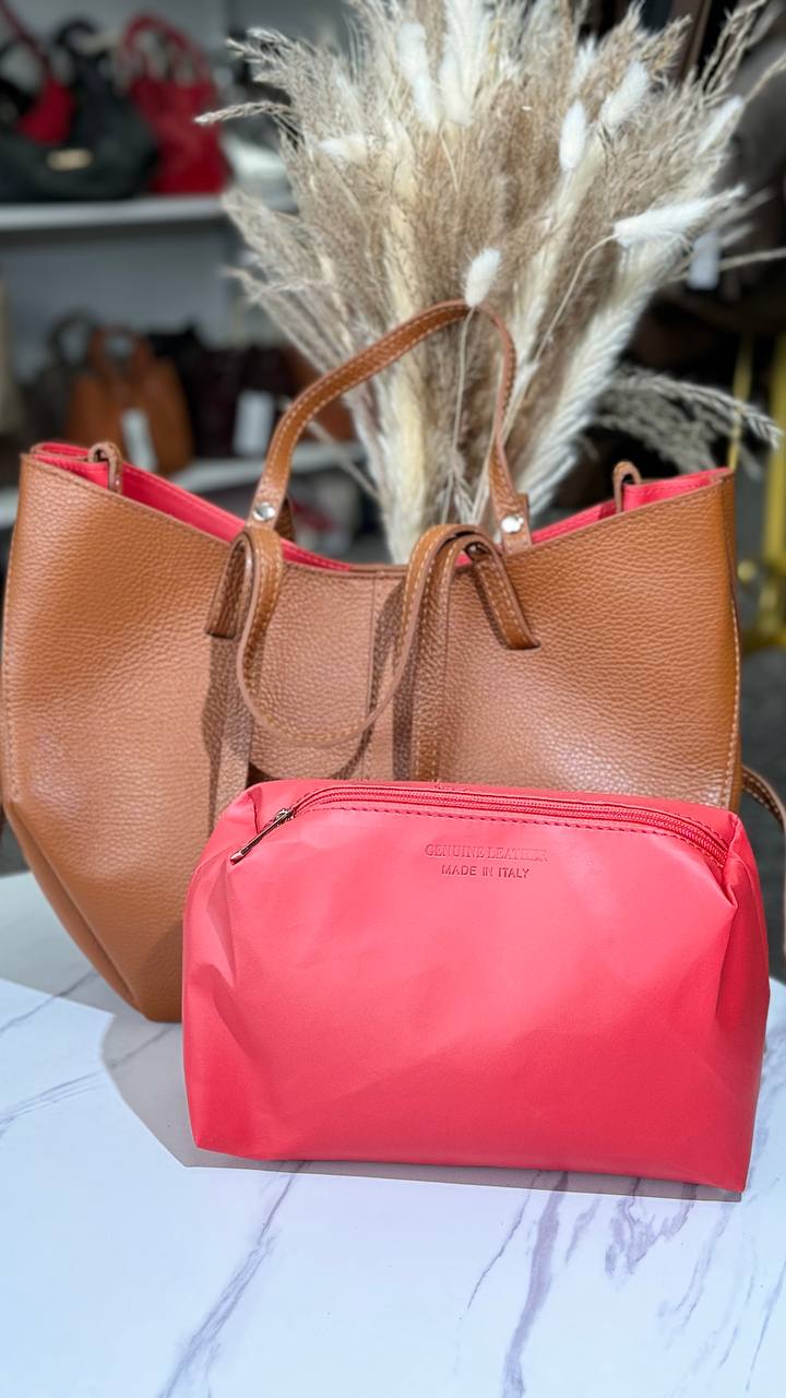 Italian genuine leather bag. Shopper