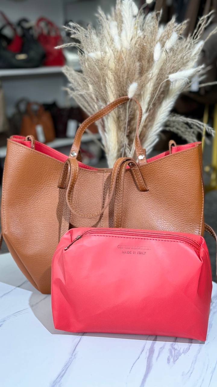 Italian genuine leather bag. Shopper