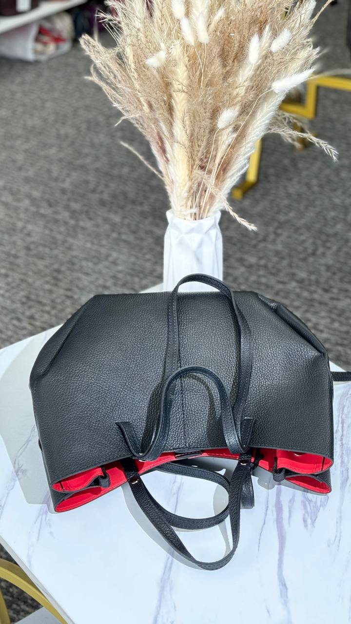 Italian genuine leather bag. Shopper