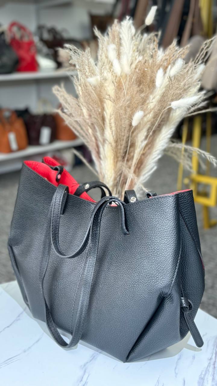 Italian genuine leather bag. Shopper