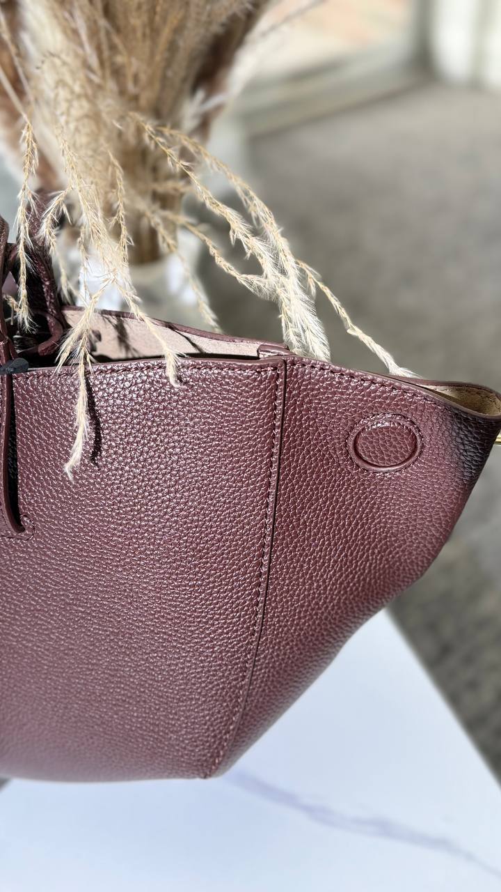 Regale Bag – Impeccable Style and Italian Craftsmanship
