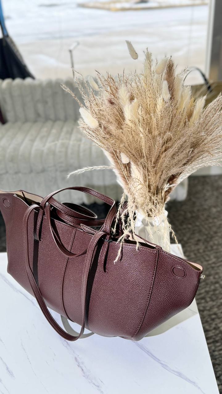 Regale Bag – Impeccable Style and Italian Craftsmanship