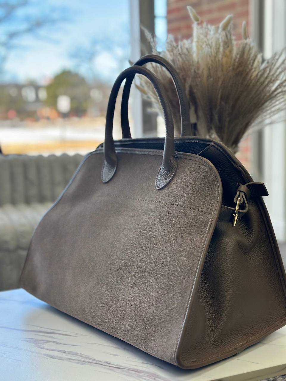 Velour Elegance – The Ultimate Italian Suede Handbag