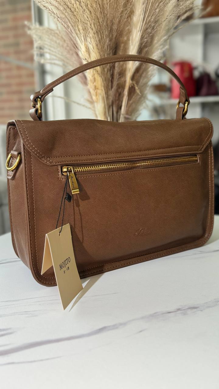 The Heritage Luxe – Timeless Elegance with Modern Functionality